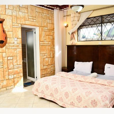 Country Lake Resort Garuga Entebbe Bagian luar foto
