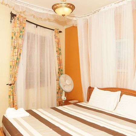 Country Lake Resort Garuga Entebbe Bagian luar foto