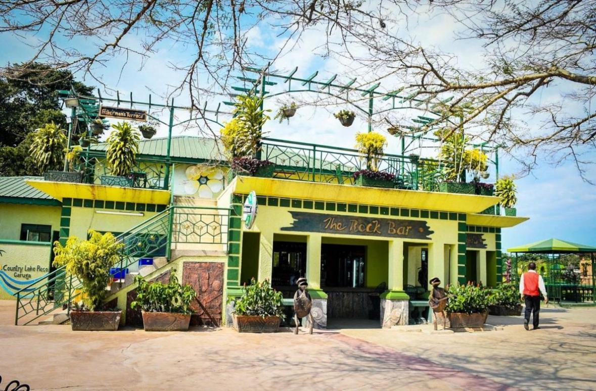 Country Lake Resort Garuga Entebbe Bagian luar foto