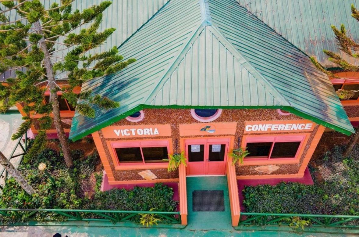 Country Lake Resort Garuga Entebbe Bagian luar foto