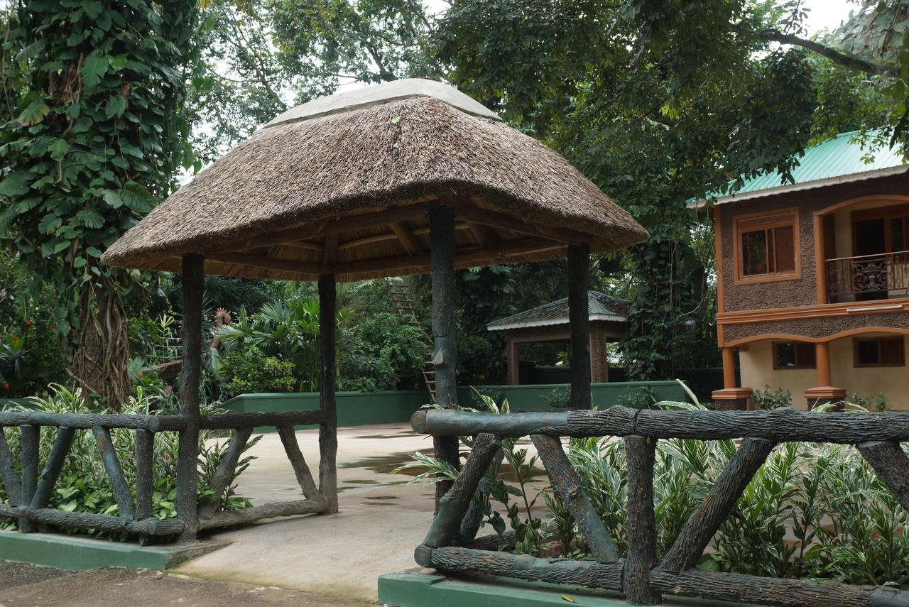 Country Lake Resort Garuga Entebbe Bagian luar foto